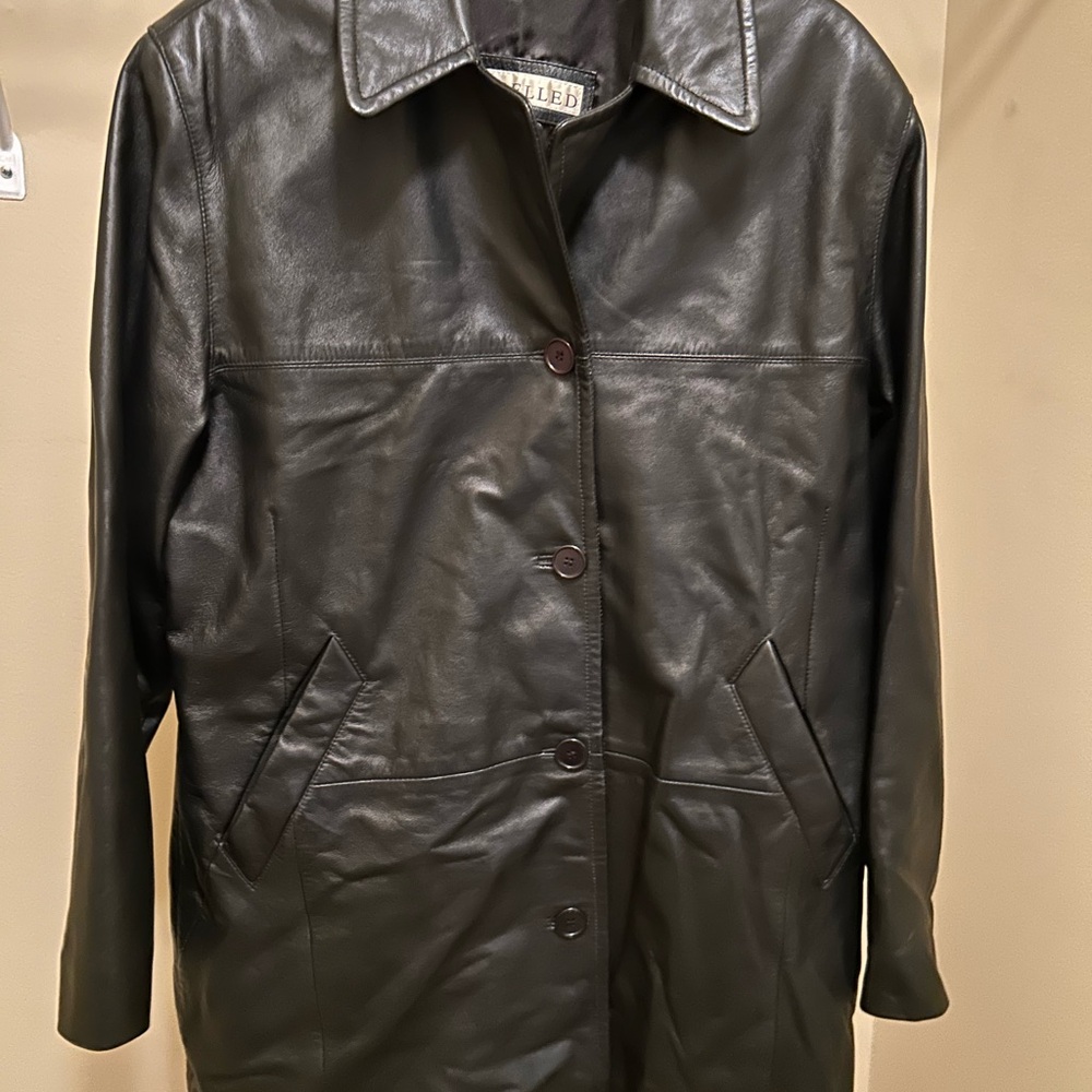 Elegant Black Leather Jacket